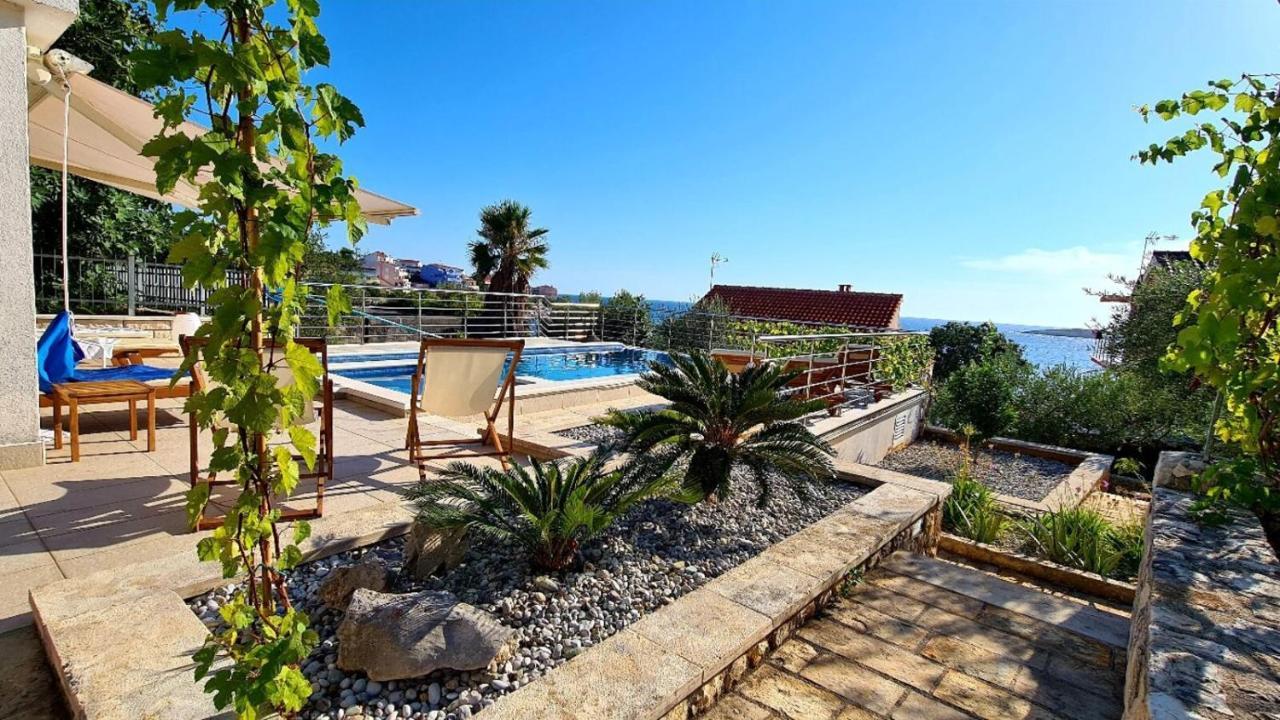 Villa Sucic Razanj ロゴズニッツァ エクステリア 写真
