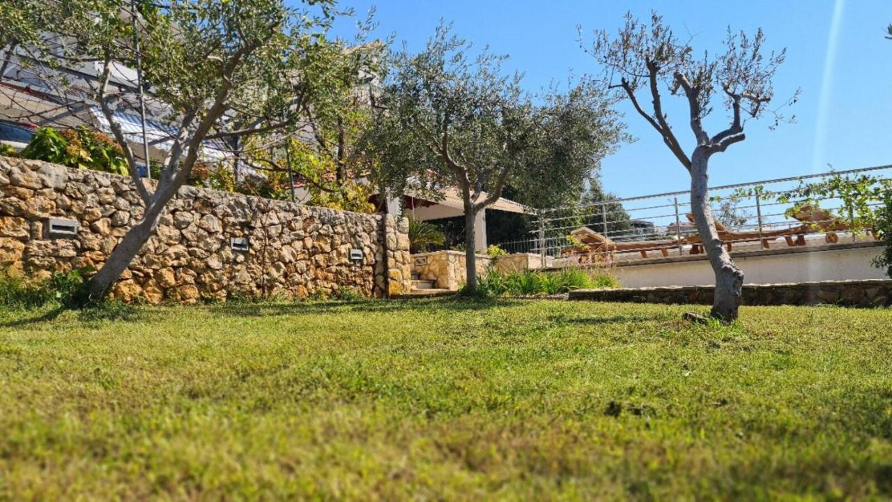 Villa Sucic Razanj ロゴズニッツァ エクステリア 写真