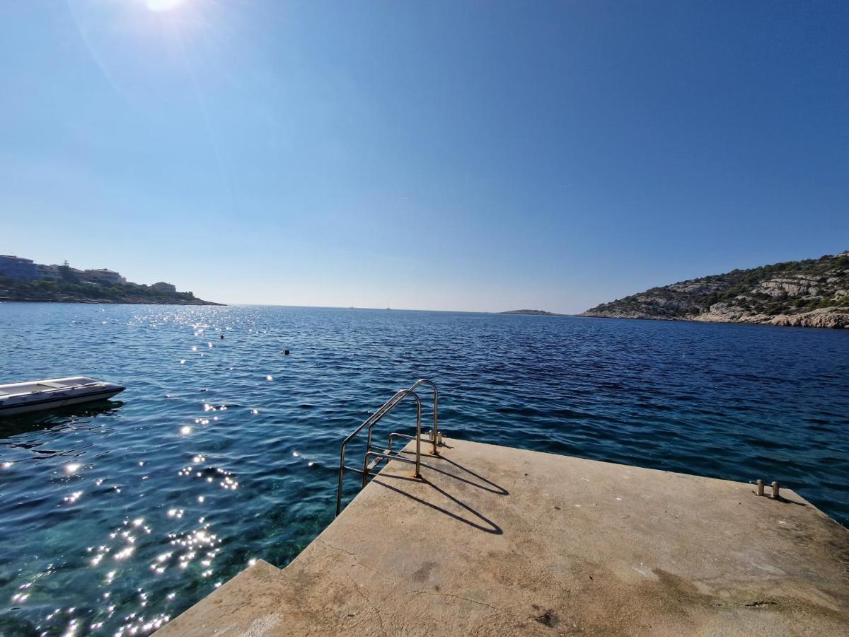 Villa Sucic Razanj ロゴズニッツァ エクステリア 写真